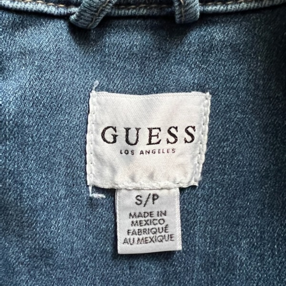 Guess Denim Jacket. Medium Faded Washed. - Picture 4 of 9